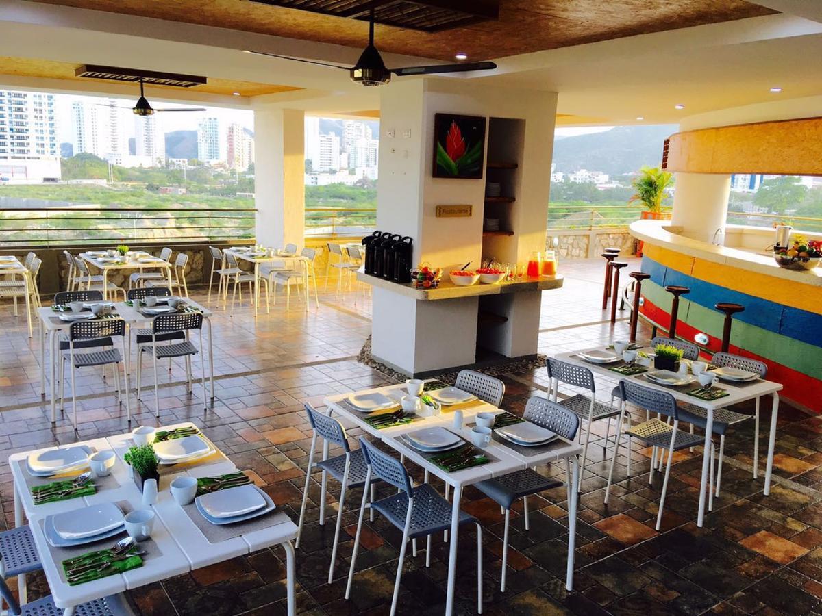 Terrazas Tayrona Travelers Apartamentos Y Suites ซันตามาร์ตา ภายนอก รูปภาพ